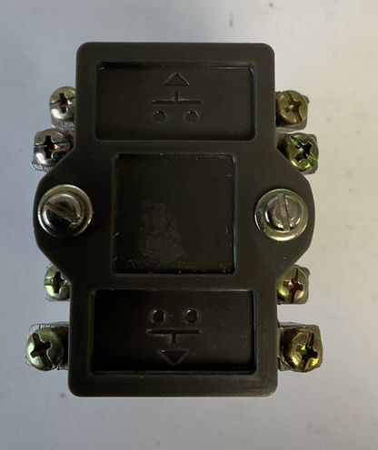 GOULD SS3 10AMP HD 300/600V KEYED SELECTOR SWITCH (NO KEY)