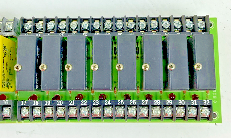 POTTER AND BRUMFILED 2I0-16C MODULE BOARD 250V 50/60HZ 4A