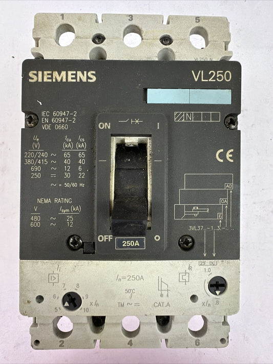 SIEMENS 3VL3725-1AA34-0AA0 CIRCUIT BREAKER 250A 3P 600VAC 250VDC 3VL9325-7DC35