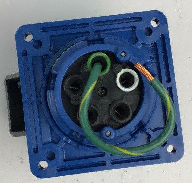 HUBBELL 530R9W RECEPTACLE WATERTIGHT PIN&SLEEVE IEC 309 CONF. 4POLE 5 WIRE 30A