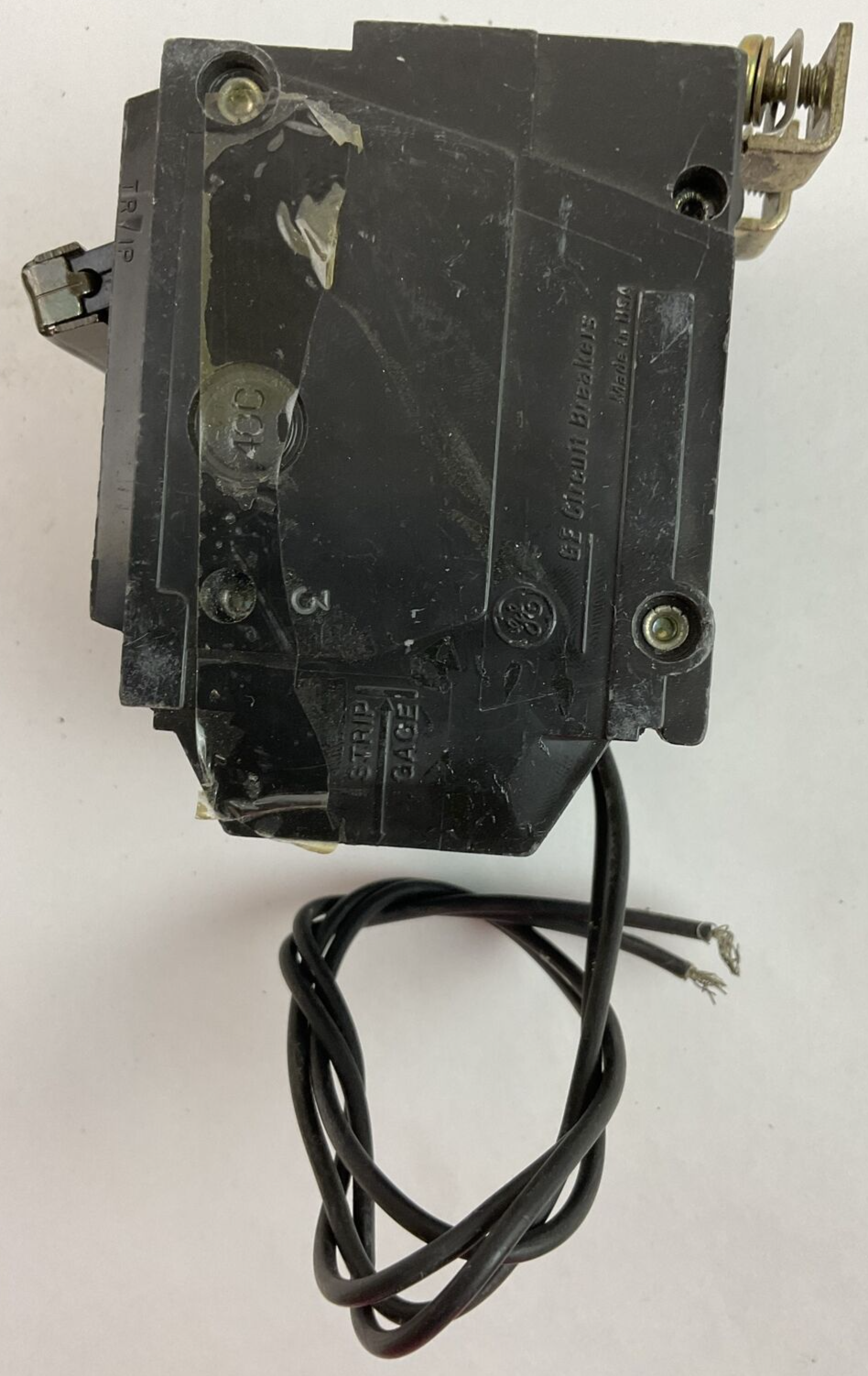 GE TQSTA1 CIRCUIT BREAKER 2POLE 30AMP 120/240VAC WITH SHUNT TRIP DEVICE