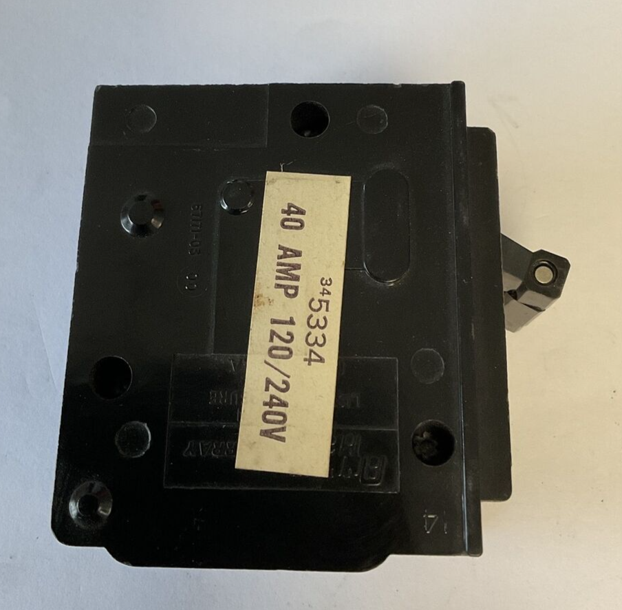 CROUSE-HINDS MP40 CIRCUIT BREAKER 40A 120/240VAC STYLE MP 2POLE