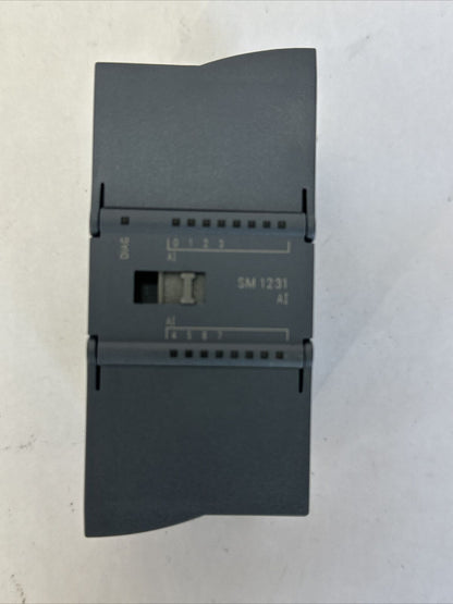 SIEMENS 6ES7 231-4HF30-0XB0 SIMATIC S7-1200 ANALOG INPUT MODULE SUPPLY 24VDC