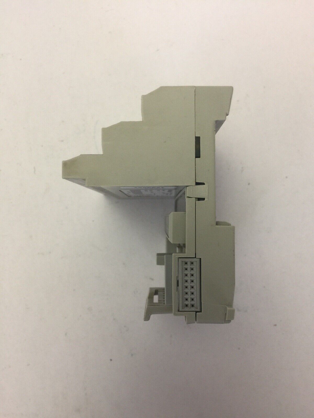 ALLEN BRADLEY 1794-TB3 FLEX I/O TERMINAL BLOCK SER A REV A02 5VDC 640mA