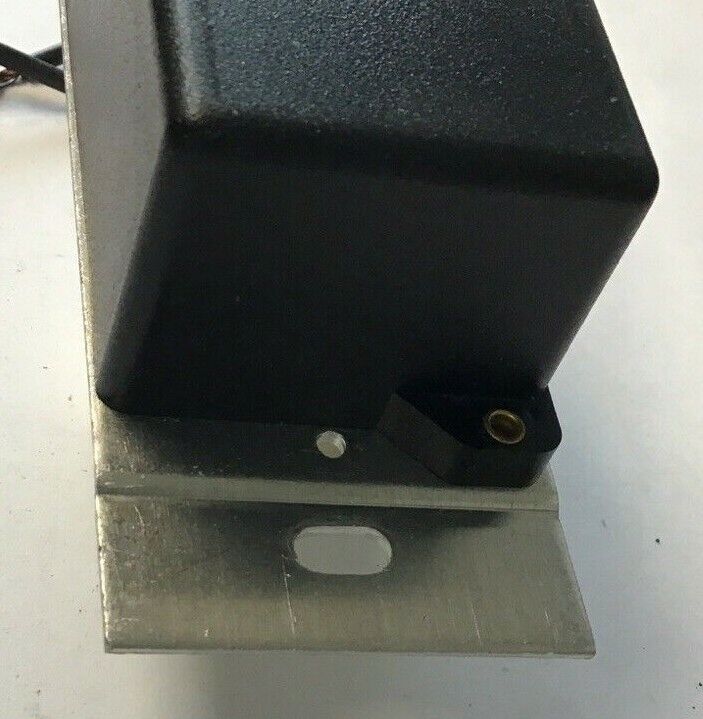 CARLON THYROCON PP600 INCANDESCENT DIMMER 120VAC 600W 60HZ
