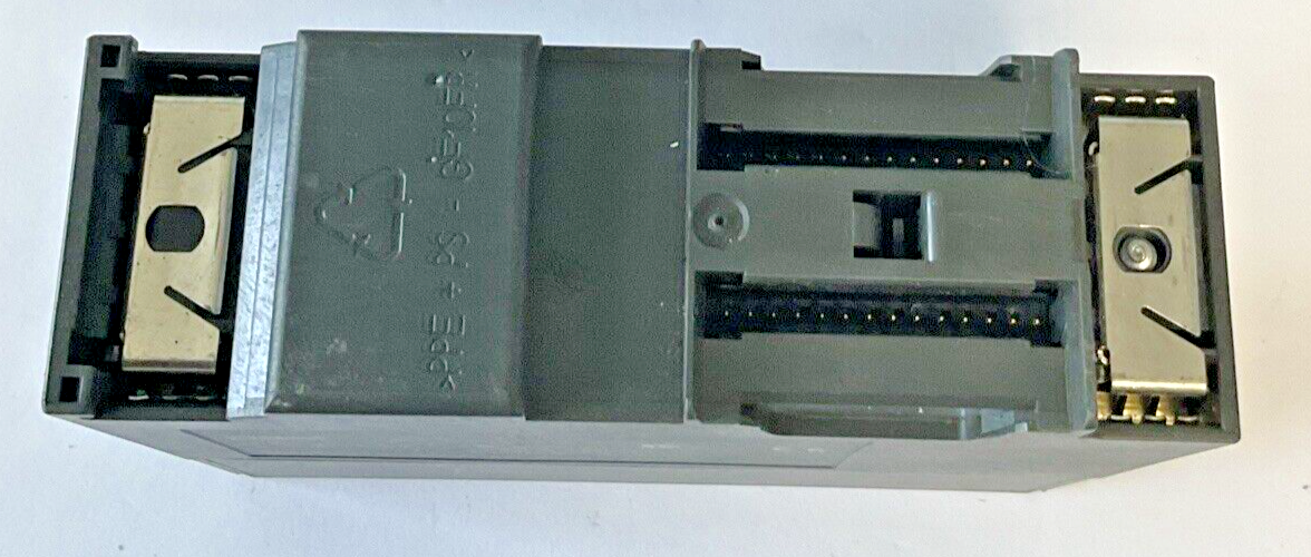 SIEMENS 6ES7 322-1HH01-0AA0 SIMATIC S7 DIGITAL OUTPUT