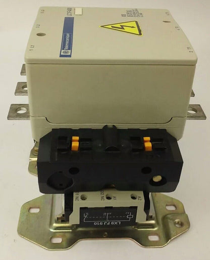 TELEMECANIQUE LC1F400 CONTACTOR, 3PH, 3P, 600V, 420A, 300HP,W/ LX9FJ910 24V COIL