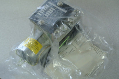 ALLEN-BRADLEY 810-A08A Ser. B INVERSE TIME CURRENT RELAY 20A COIL - NEW SURPLUS