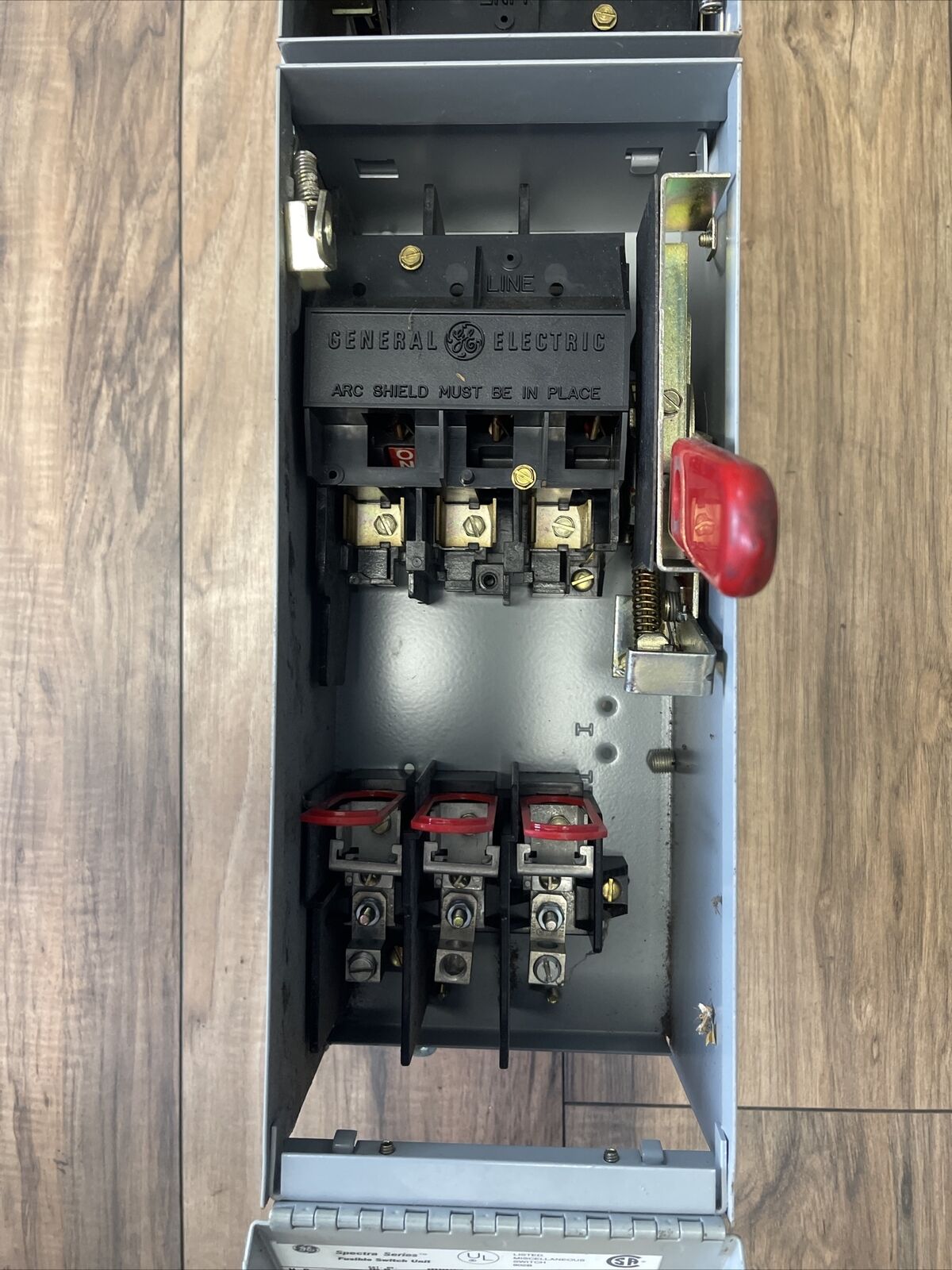 GE ADS36030HD FUSIBLE PANELBOARD SWITCH UNIT 30A 600V 20HP 3P SPECTRA SERIES