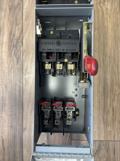 GE ADS36030HD FUSIBLE PANELBOARD SWITCH UNIT 30A 600V 20HP 3P SPECTRA SERIES