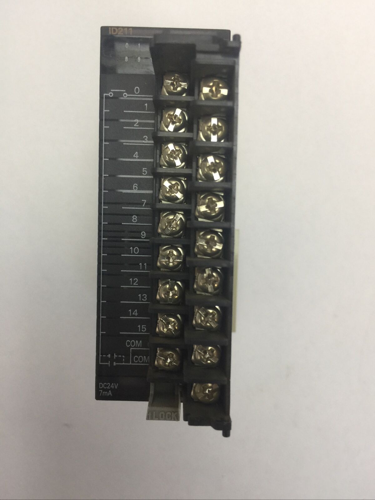 OMRON CJ1W-ID211 INPUT UNIT 24VDC 7mA