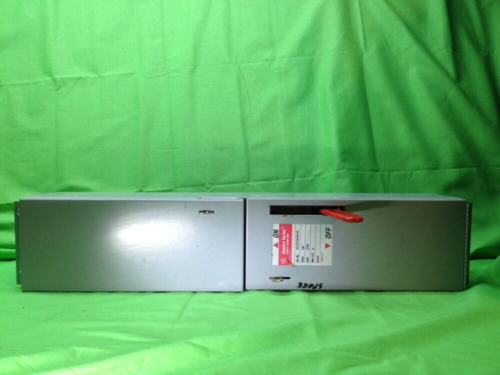 GE SPECTRA SERIES FUSIBLE SWITCH UNIT ADS22030HS 30A 240V 3HP