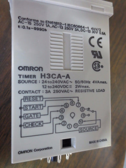 OMRON H3CA-A TIMER RELAY w/ POTTER & BRUMFIELD BASE 27E892