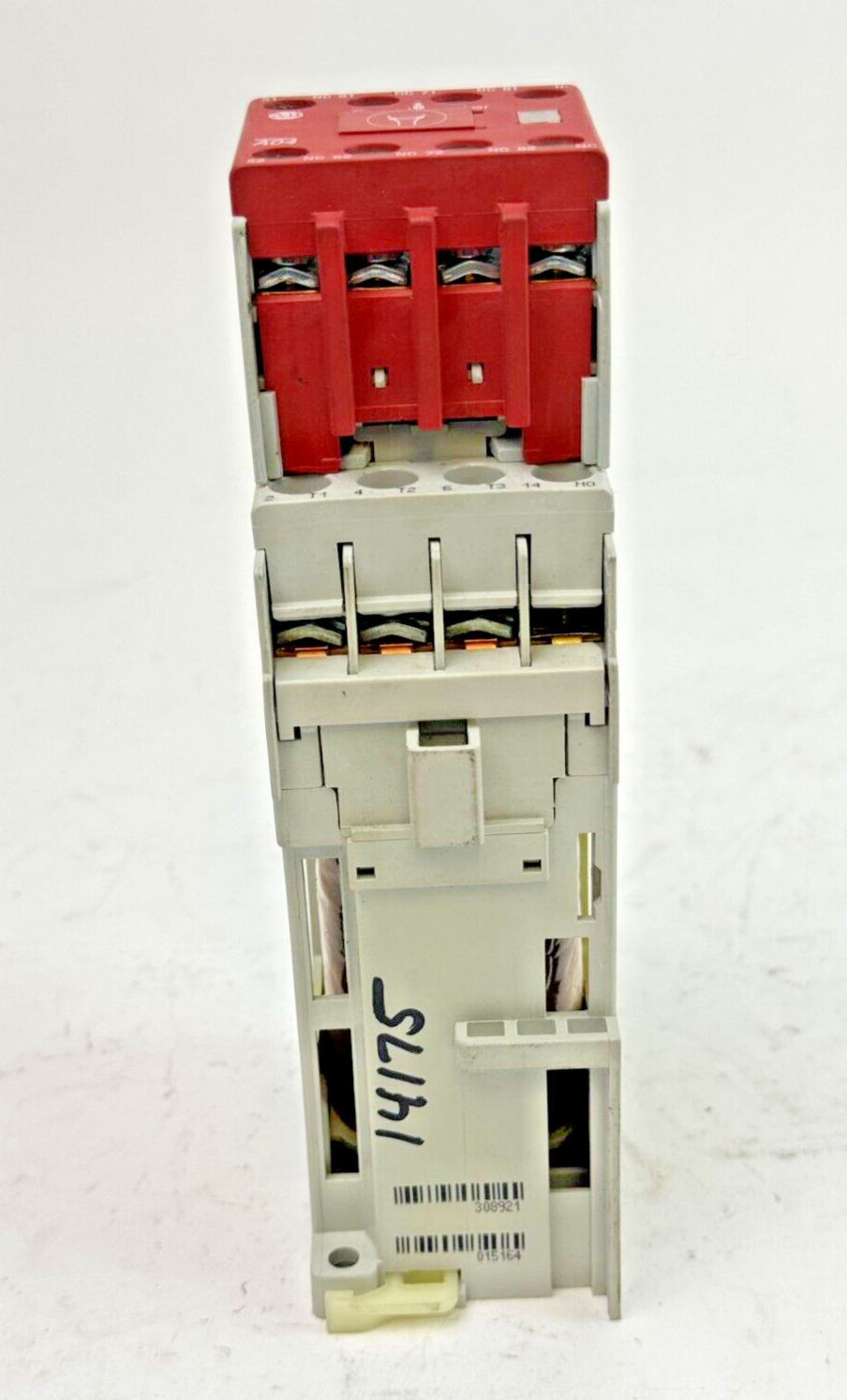 ALLEN-BRADLEY - 100S-C23DJ14C SER. C - SAFETY CONTACTOR W/ 24 VDC COIL