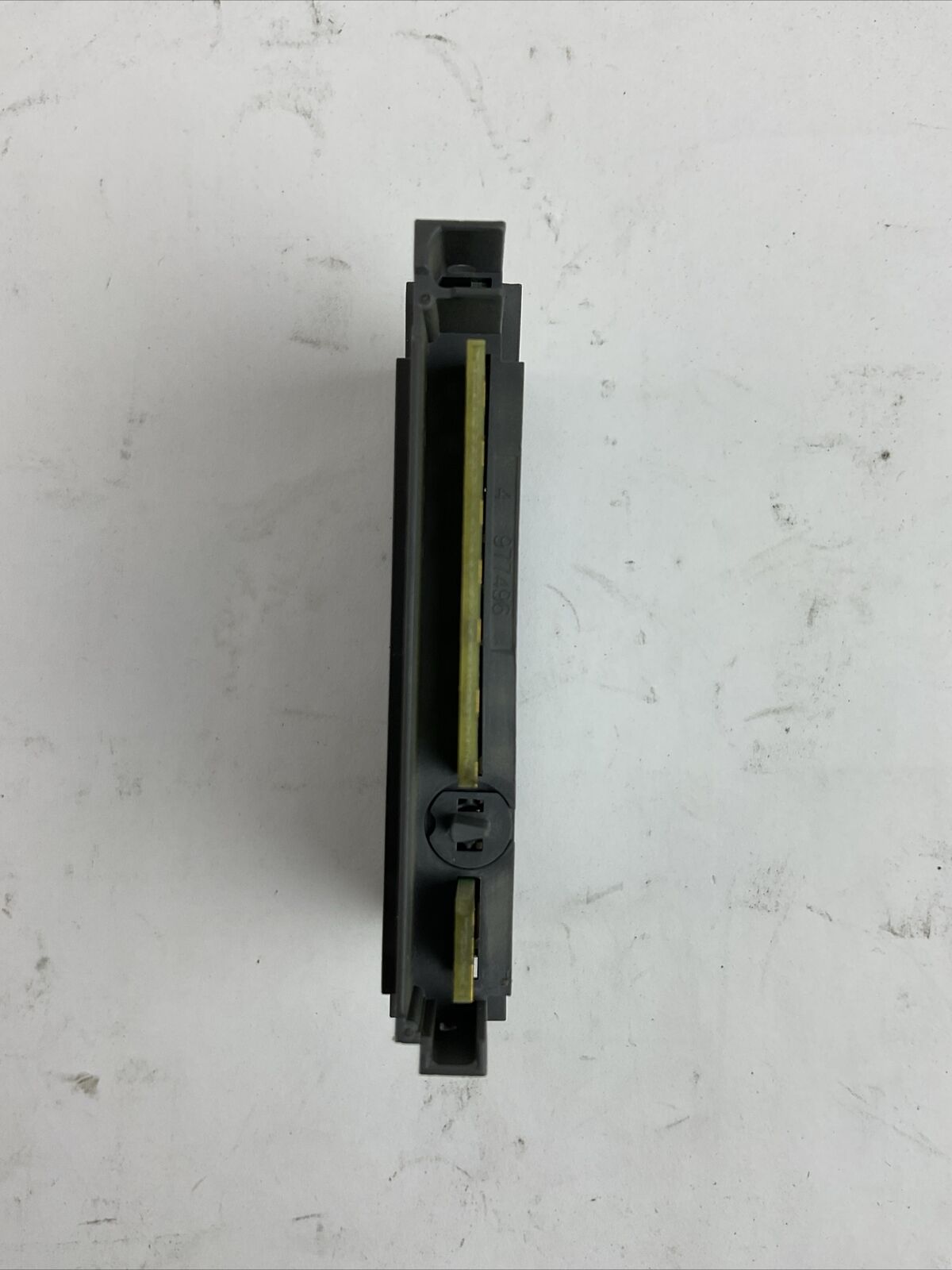 ALLEN BRADLEY 1734-OB8 OUTPUT MODULE SER C REV A02 F/W REV 3.020 OUTPUT 24VDC