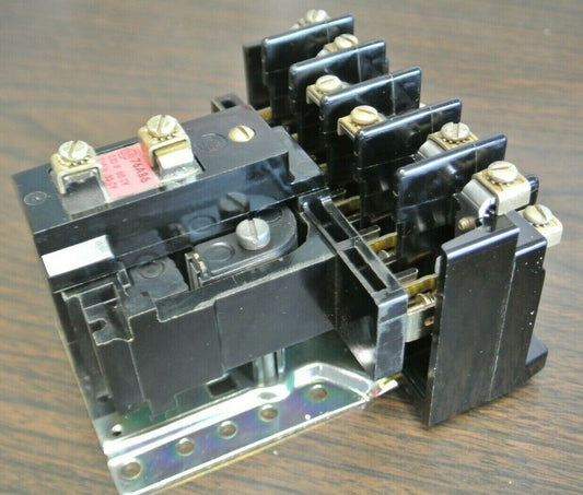 ALLEN-BRADLEY 700-BR420A1 / AC CONTROL RELAY / 6 POLE (4 NO, 2 NC) / NEW SURPLUS