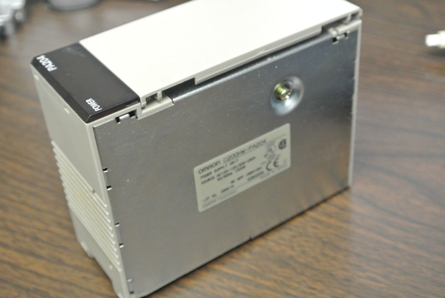 OMRON C200HW-PA204 / POWER SUPPLY UNIT / 100-120VAC / 200-24VAC / 120VA