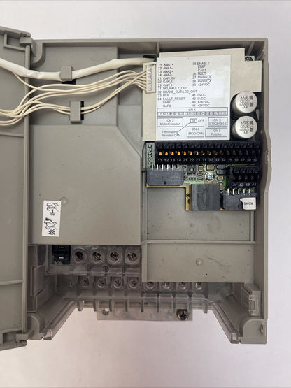 SCHNEIDER ELECTRIC I2TLXM05AD34N4 380/480VAC 3kW LEXIUM 05