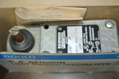 GOULD / R.B. DENISON C2BT-JK01T LOX-SWITCH / NEMA A600 / NEW SURPLUS