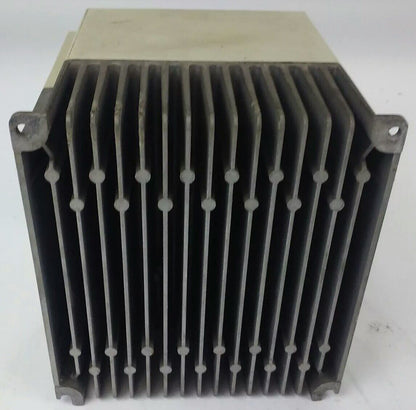 ALLEN BRADLEY 1305-BA03A SER. C, AC DRIVE, INPUT: 380/460V, 2.2A, 50/60HZ, PARTS