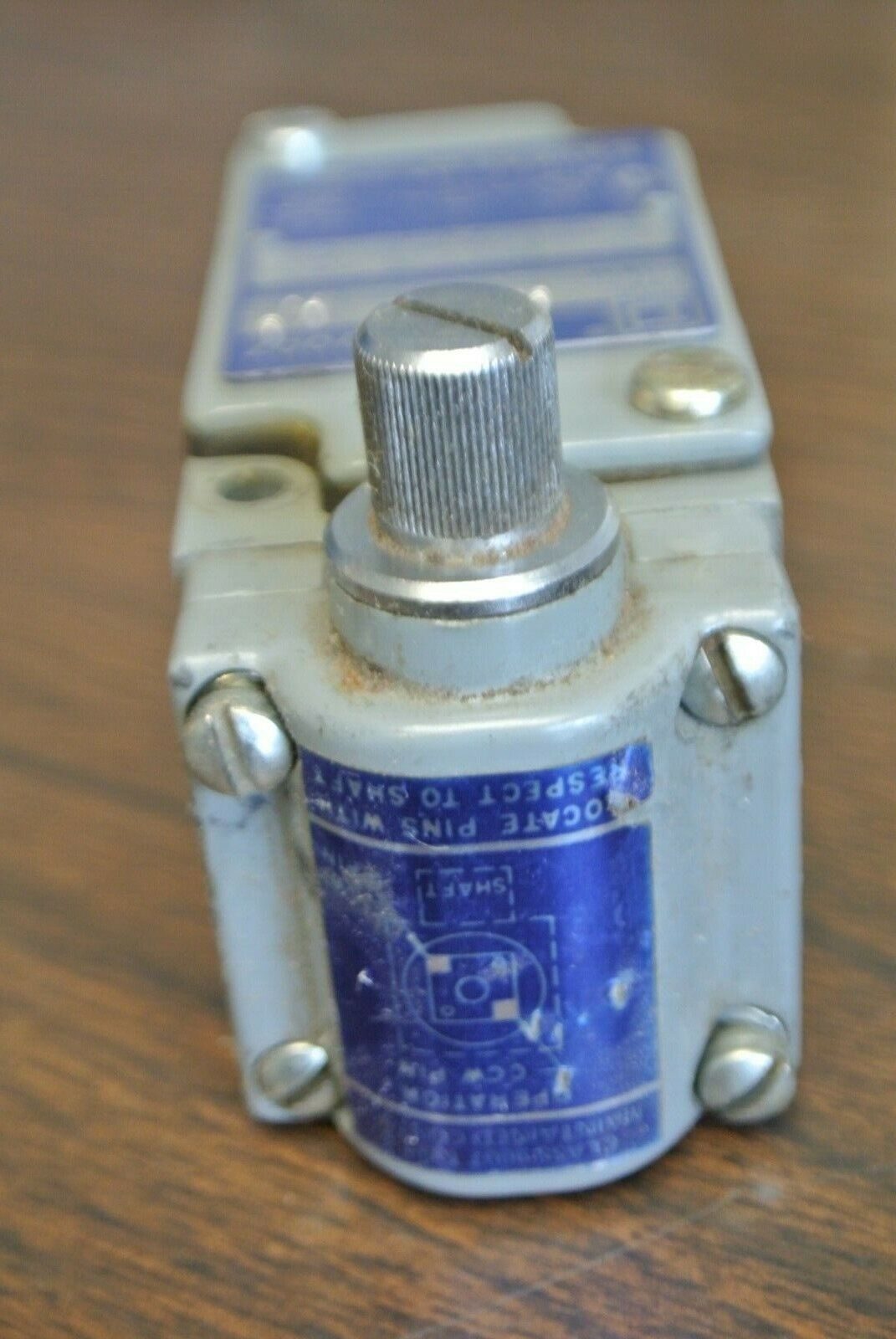 SQUARE D 9007 B53C Ser. B / HEAVY DUTY LIMIT SWITCH / NEW SURPLUS in BOX