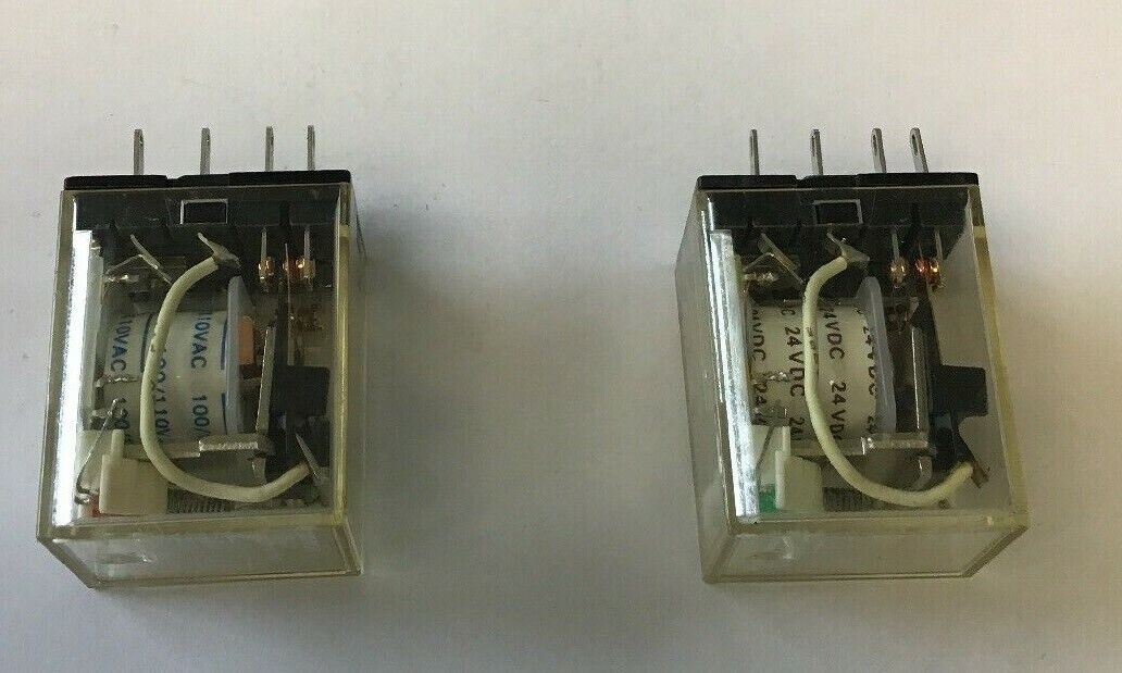 OMRON MY2N RELAY 100/110VAC 50/60HZ ***(LOTOF2)***