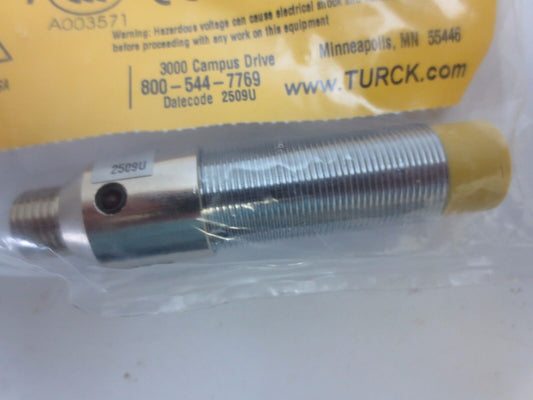 TURCK NI10-G18-AZ3K-B3331 SENSOR - 20-250VAC,10-300VDC 400mA AC - NEW SURPLUS