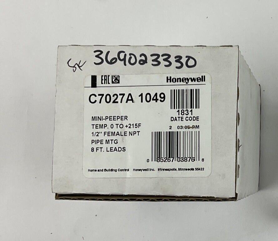 HONEYWELL C7027A 1049 MINI-PEEPER U.V. SENSOR 1/2"FEMALE