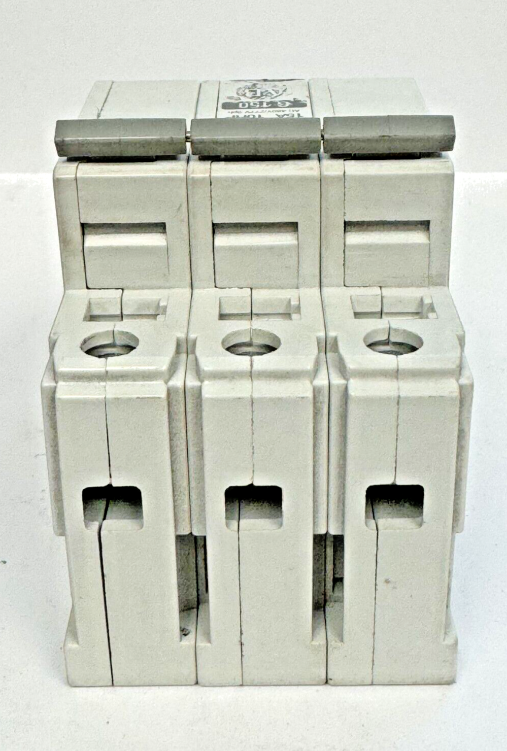 ALLEN-BRADLEY - 1492-CB3-G150 SER. C - MOTOR CONT. - 3 P, 15 A, 277 V, 10HP, 3PH