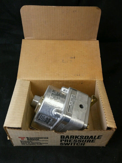 BARKSDALE PRESSURE SWITCH DPD1T-H18 *NEW IN BOX*