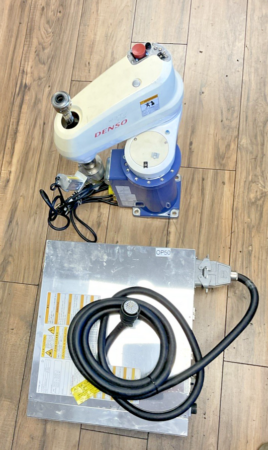 DENSO HS-45352M INDUSTRIAL ROBOT ARM W/ DENSO RC7M-HSG4BA-CP-3 ROBOT CONTROLLER