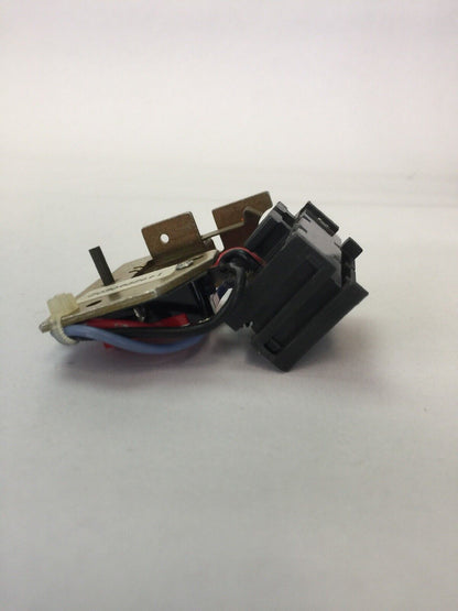 WESTINGHOUSE/CUTLER HAMMER A1X3RT AUXILIARY SWITCH 600VAC 125/250VDC 1492D60G02