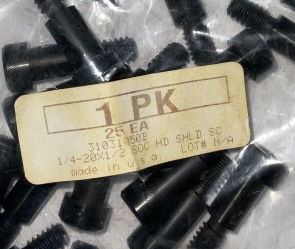 ESSENTRA SHOULDER SCREW HEX HEAD 1/4-20X1/2***LOTOF50***