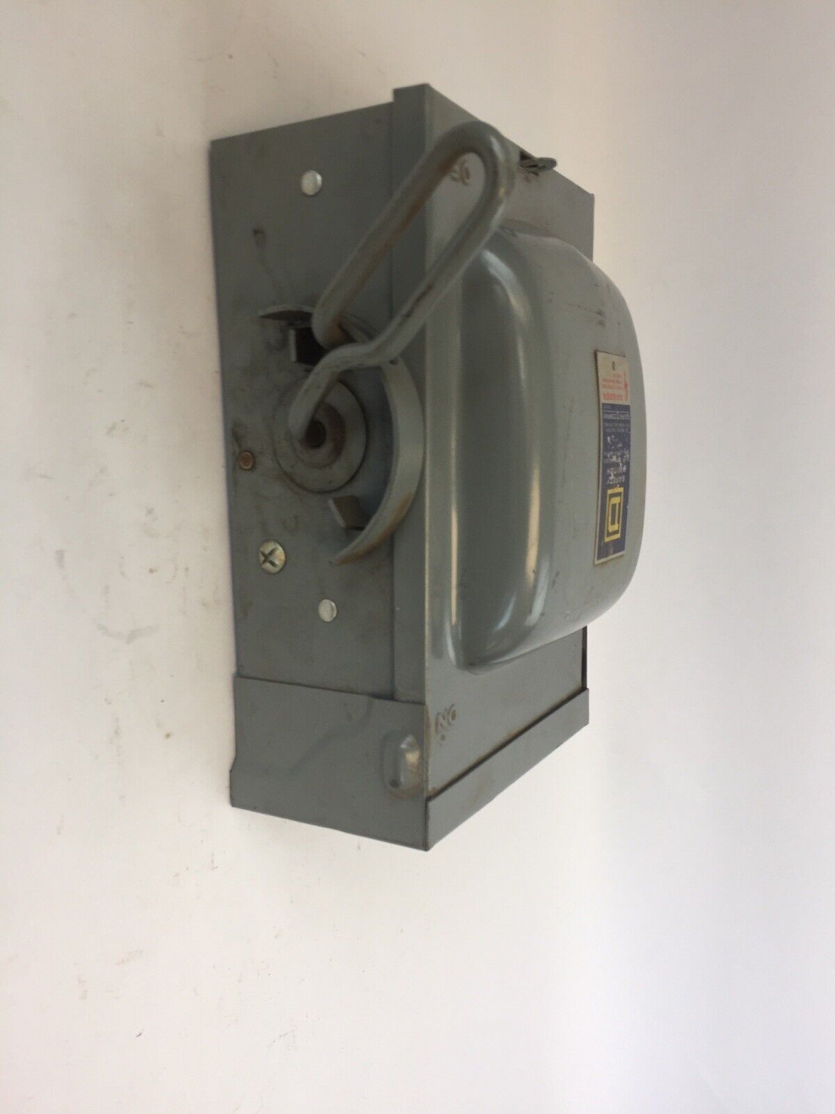 SQUARE D H221NRB SERIES D1 FUSIBLE SAFETY SWITCH 30A 240VAC 125/250VDC 2POLE