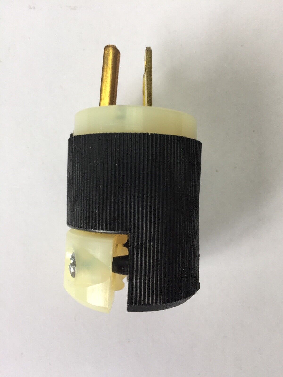 HUBBELL HBL5666C INSULGRIP PLUG 15A 250V 2POLE 3WIRE GROUNDING