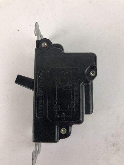 GE CR101Y MAN MOTOR STARTER SINGLE SPEED 1HP MAX 115/230V 25-60HZ W/O ENCLOSURE