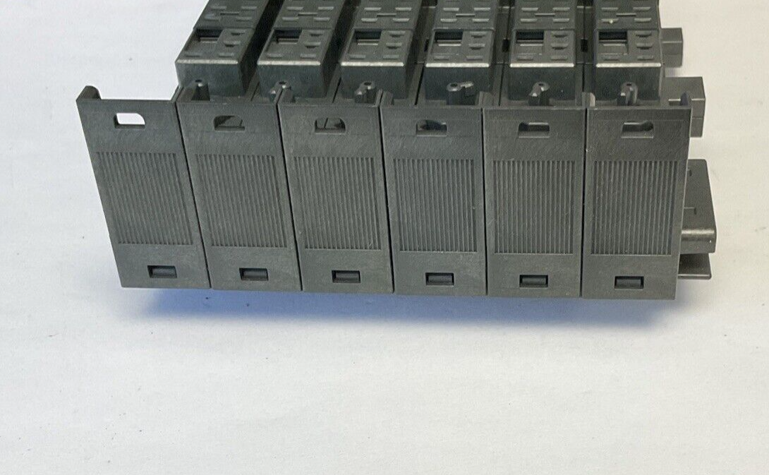 SIEMENS 6ES7 193-4CA50-0AA0 TERMINAL MODULE ***LOTOF6***