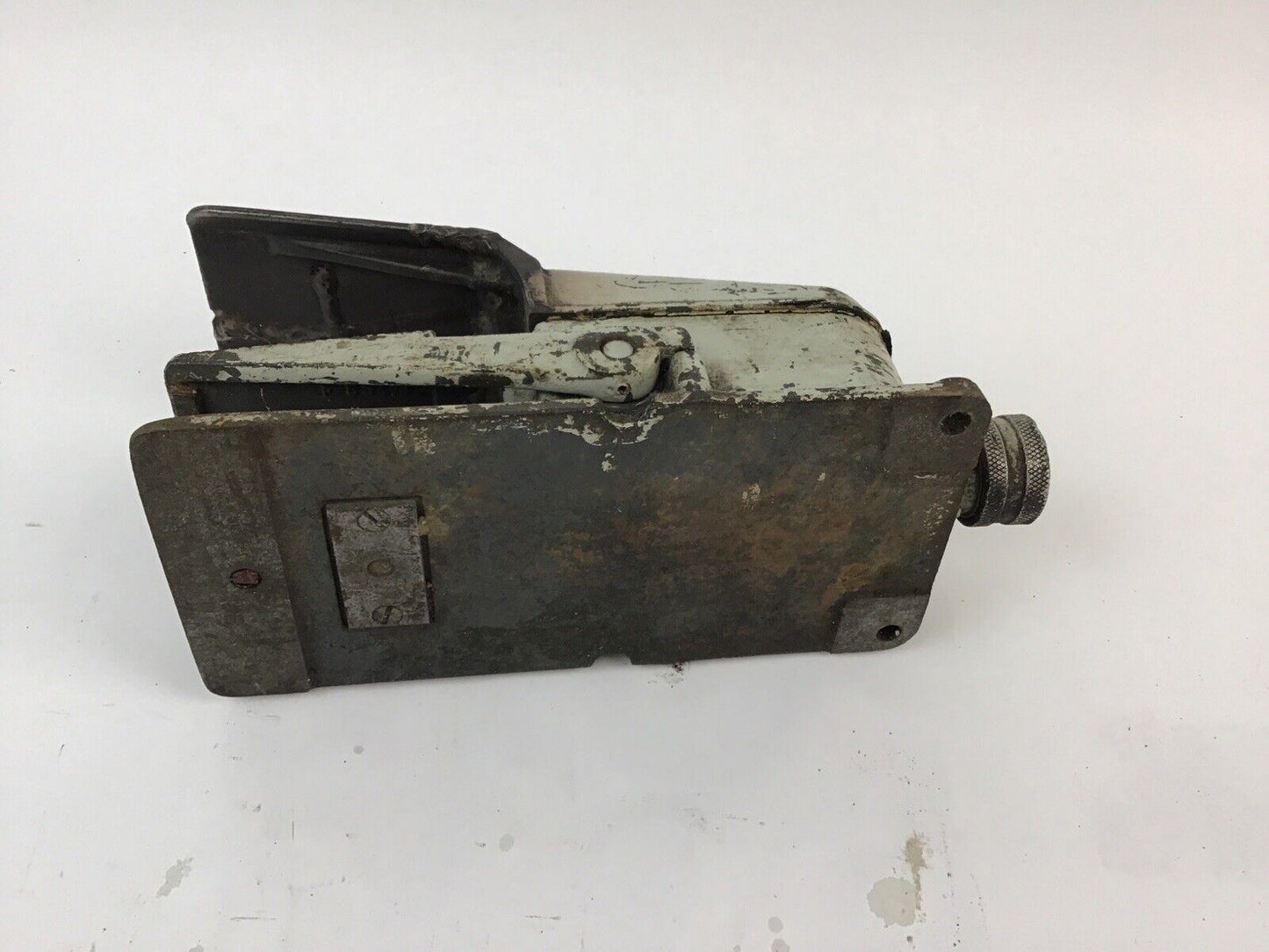 HERCULES 534SW FOOT SWITCH OIL/WATER TIGHT TYPE4 20A 480VAC LINEMASTER SWITCH CO