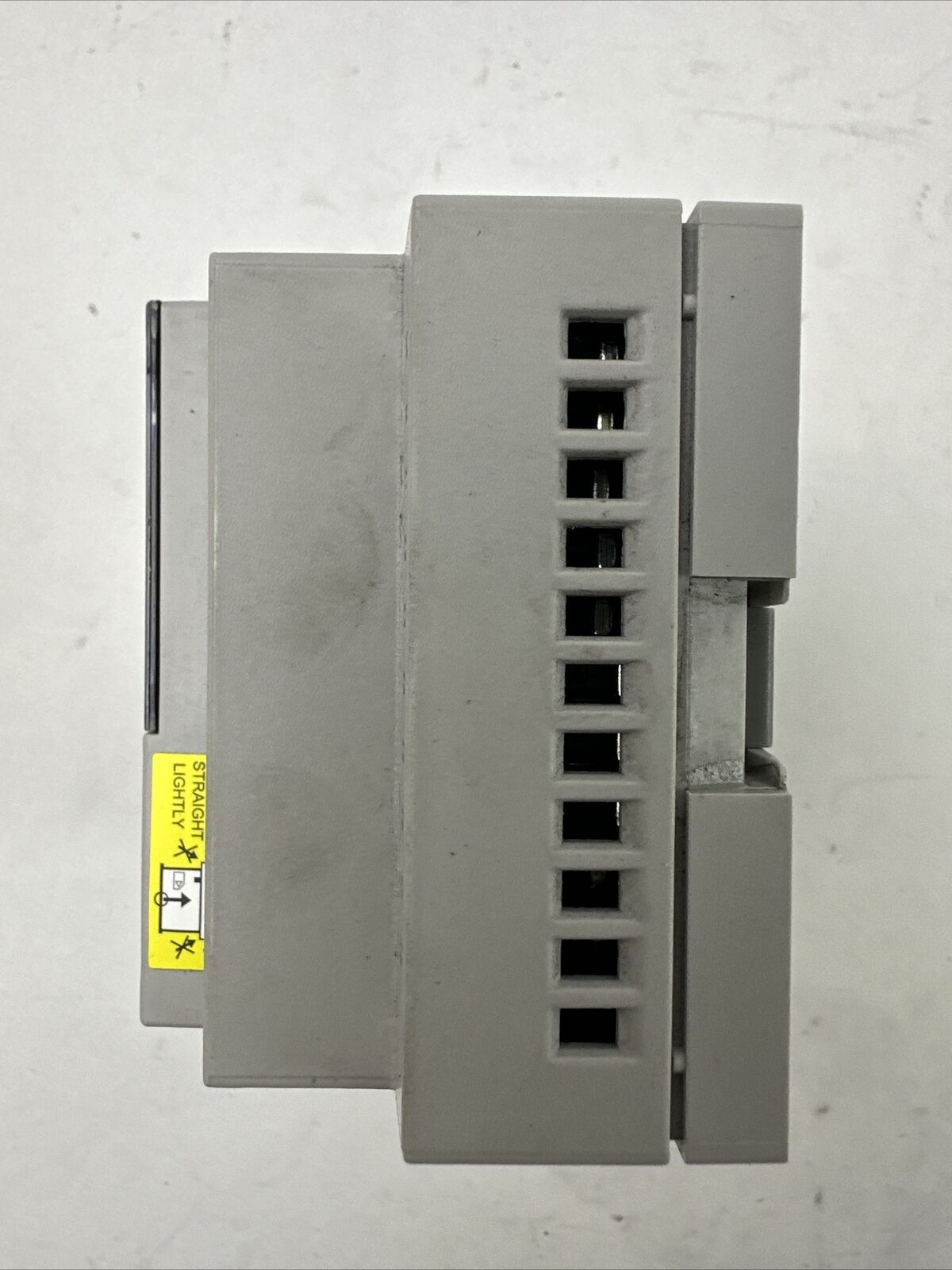 IDEC FL1F-H12RCE SMART RELAY 12/24VDC INPUT