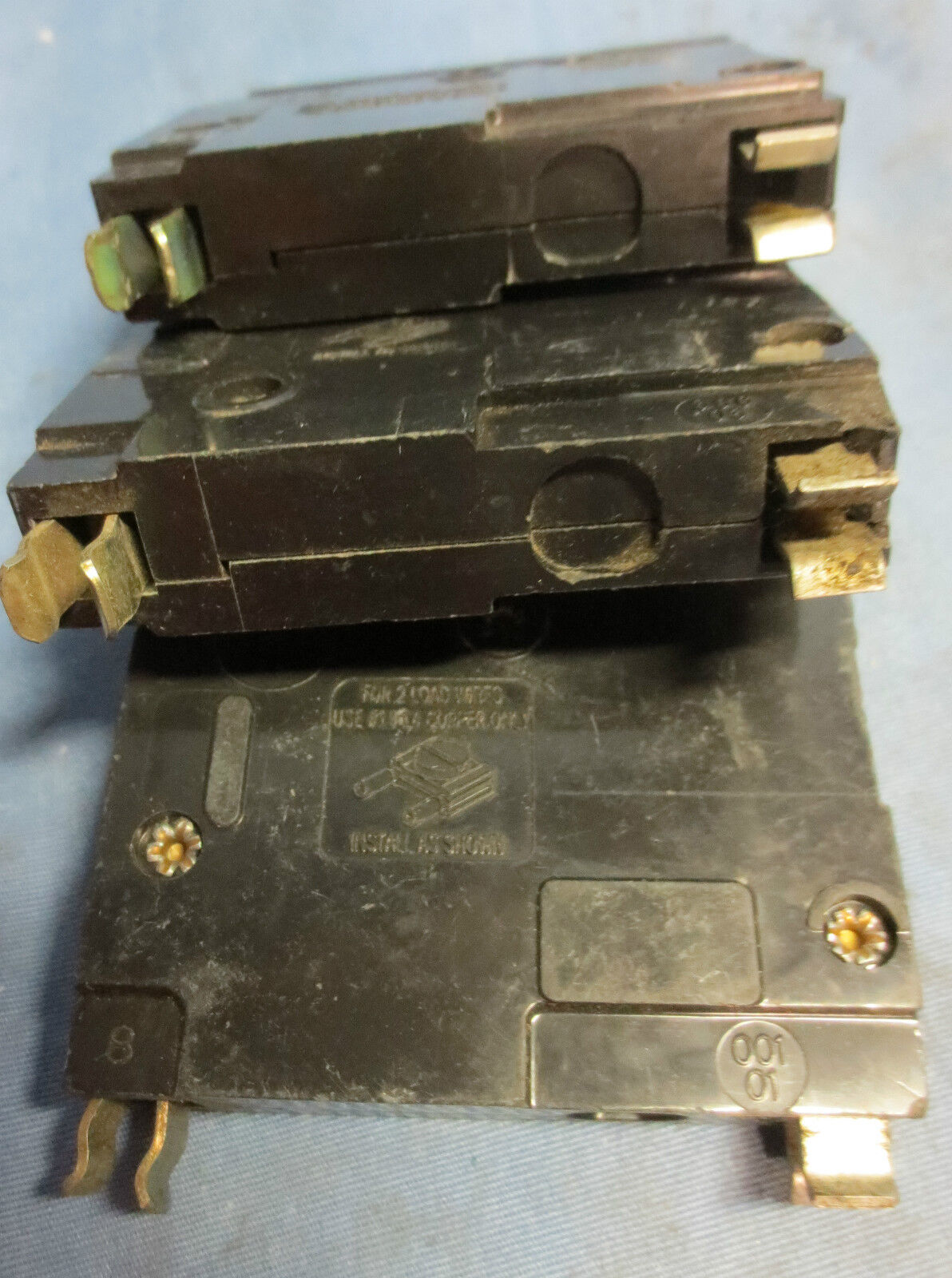 SQUARE D QO120 CIRCUIT BREAKER 20A / 10kV / 120/240V / 1-POLE -***LOTOF4***
