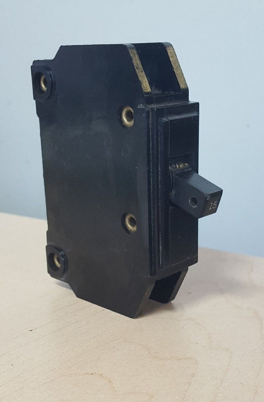 Westinghouse 1419812 quicklag 15 amp 1 pole circuit breaker