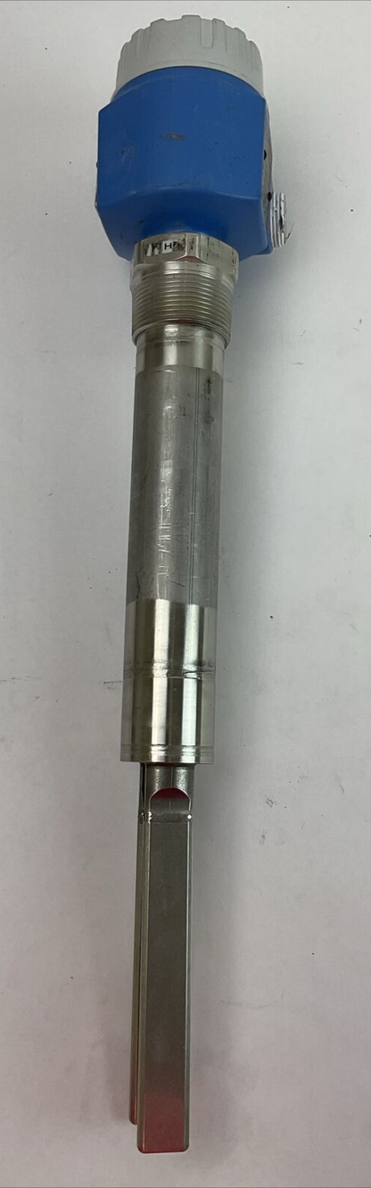 ENDRESS + HAUSER FTM51-DGJ2P1A37AA POINT LEVEL SWITCH 19...253VAC