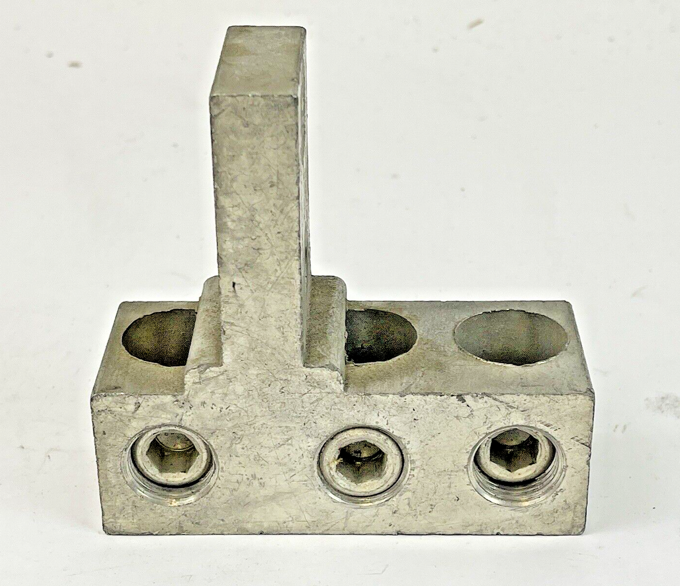 CMC - TLA-600-3- BREAKER TERMINAL LUG  - AL-CU, 600-250 MCM