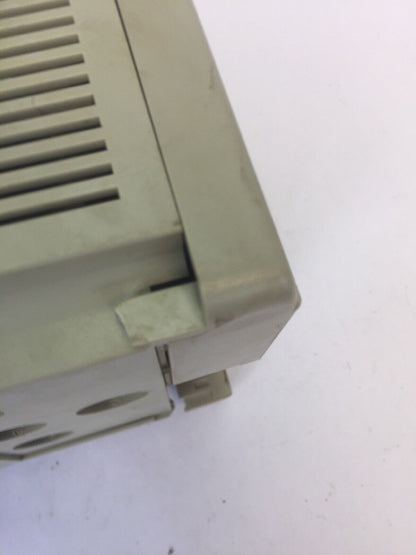 ALLEN BRADLEY 1305-BA06A AC DRIVE INPUT 380-460V 5.8A OUTPUT 380-460V 6A 3HP