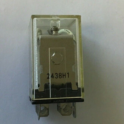 OMRON LY2 RELAY 240VAC 10A***LOTOF5***