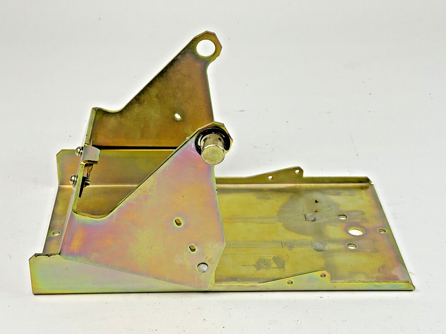 ALLEN BRADLEY - 1494V-M60 SERIES A - OPERATING MECHANISM FOR DISCONNECT SWITCH