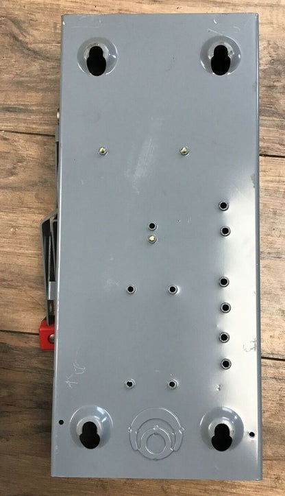 SQUARE D  H361 NON FUSIBLE DISCONNECT SWITCH SER.E1  30A 600VAC/DC
