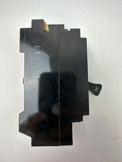 SQUARE D 992130 THERMAL MAGNETIC CIRCUIT BREAKER 125V 30AMP 1POLE TYPE ML