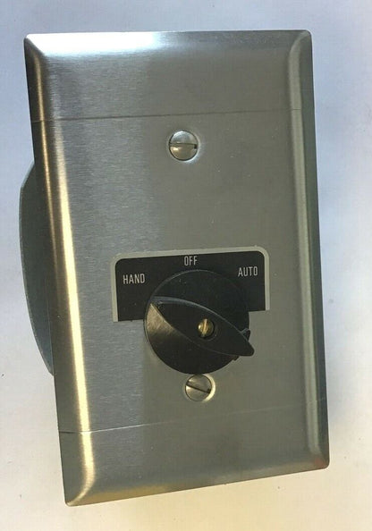 SQUARE D 9001 BF-112 FLUSH MOUNTED STATION 600V SER.A