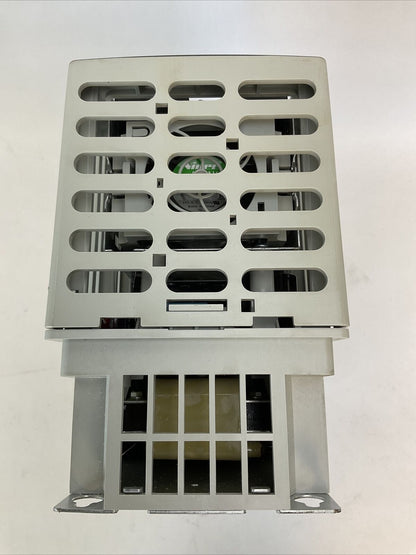 ALLEN BRADELY 20F11ND011AA0NNNNN AC DRIVE FIRMWARE 7.001 480VAC INPUT 3PH 11A